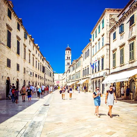 Domino Oldtown Апартаменты