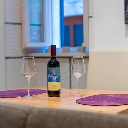 Domino Oldtown Apartman